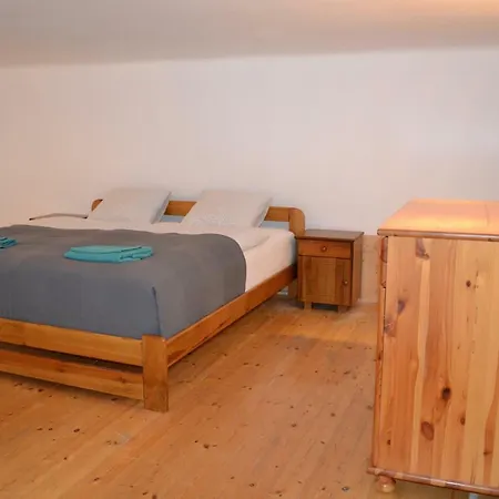 Rajczi 2 Apartman Apartment *